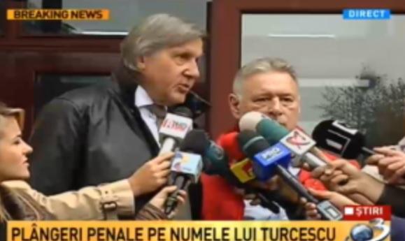 Ilie Năstase şi Mădălin Voicu au depus la Parchetul General o sesizare împotriva lui Robert Turcescu