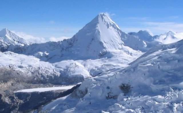 Doi schiori renumiţi au murit într-o avalanşă, în Anzii chilieni
