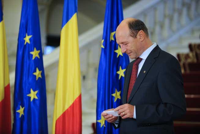 Imunitatea lui Băsescu, marea minciună naţională