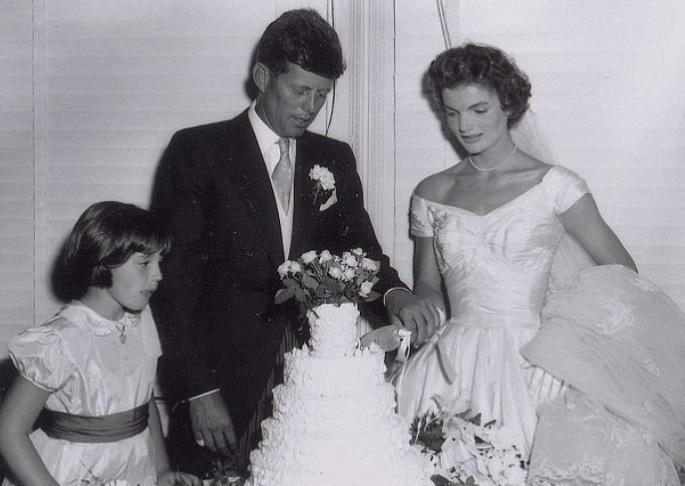 Fotografii NEMAIVĂZUTE de la nunta John F. Kennedy cu Jackie. Pozele, găsite în camera obscură a unui fotograf american (GALERIE FOTO)