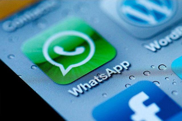 WhatsApp a devenit oficial parte a companiei Facebook