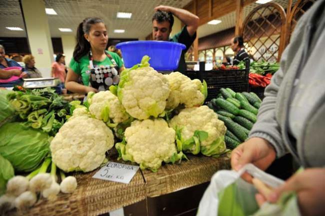 Mâncarea sănătoasă costă de trei ori mai scump