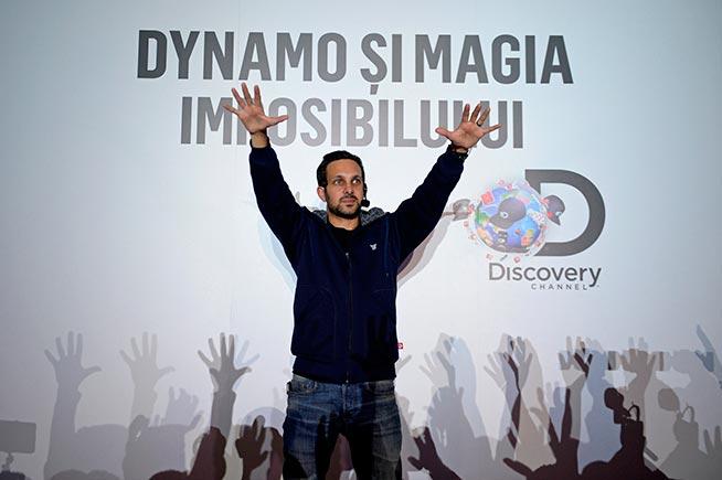Dynamo: magia coboară în stradă
