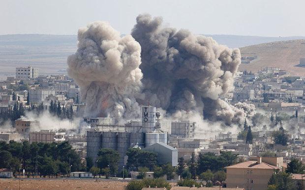 SUA şi Arabia Saudită au lansat 21 de lovituri aeriene în apropiere de Kobane