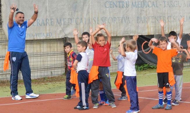 Copiii vin din nou la fotbal la Craiova