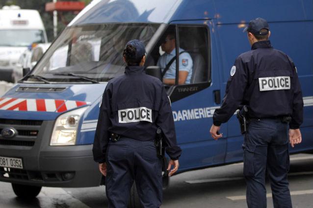 Un român căutat de 12 ani pentru crimă şi jaf a fost arestat în Franţa