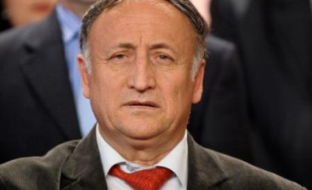 Primarul municipiului Piteşti, reţinut de DNA. Edilul este acuzat de fapte de corupție