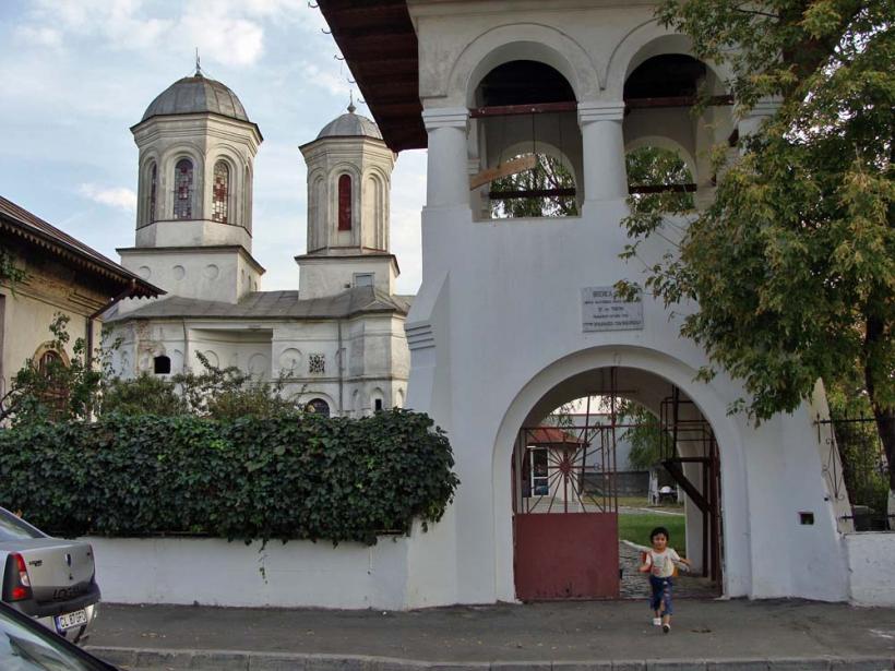 București 555. Biserica Doamnei Smaranda, de lângă „Casa de Priveală”