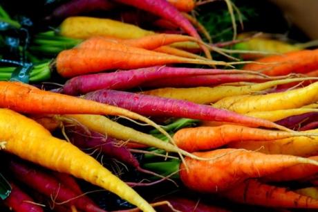 Noile tipuri de alimente modificate genetic: Roşiile cu gust de lămâie şi peştii fluorescenţi