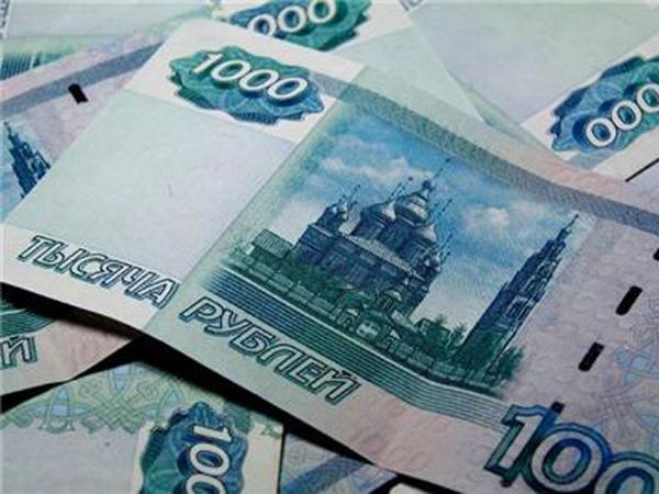 Putin acuză atacuri speculative asupra rublei
