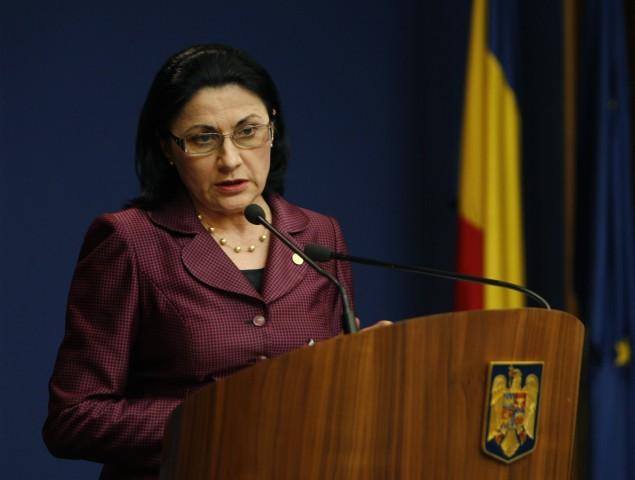 Solicitarea pentru urmărirea penală în cazul foştilor miniştri Ecaterina Andronescu şi Şerban Mihăilescu, ADMISĂ!