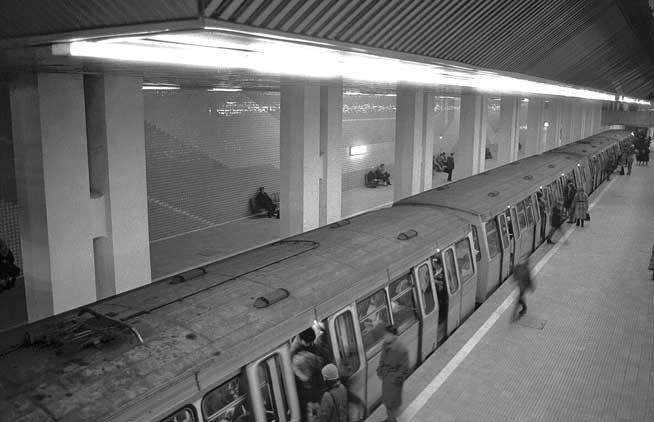 35 de ani de la inaugurarea metroului bucureştean