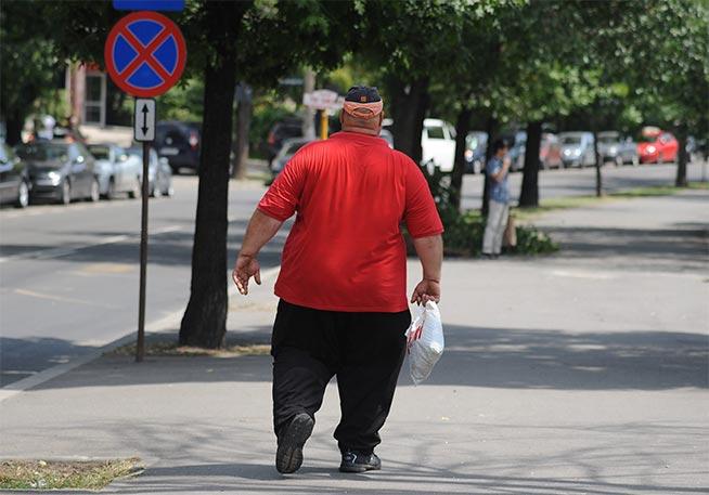 500.000 de cancere anual, de la obezitate