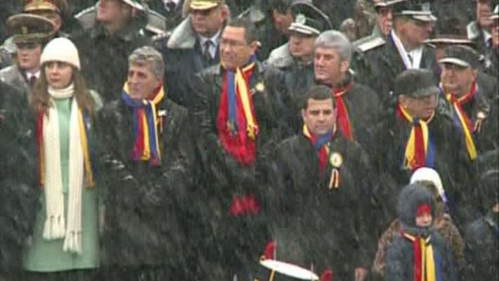 Ponta, de 1 Decembrie: Ziua de astăzi trebuie să ne amintească tuturor că puterea stă în unire