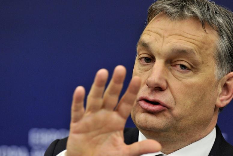 Budapesta, furioasă după ce senatorul John McCain l-a făcut &quot;dictator neofascist” pe Viktor Orban