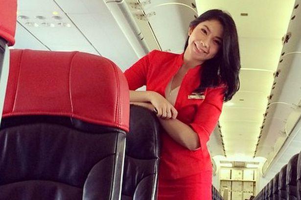 Ultimul mesaj al unei stewardese din avionul AirAsia prabusit catre iubitul ei