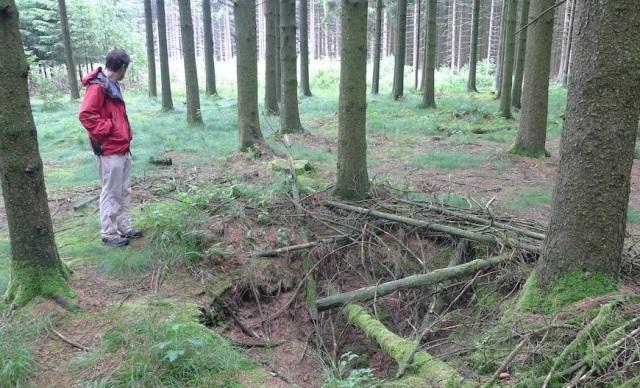 Un arheolog DEZVĂLUIE SECRETE INCREDIBILE din Al Doilea Război Mondial! Ce a descoperit în pădurile din Europa (VIDEO)