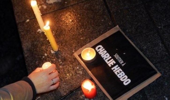 ATACUL TERORIST de la Charlie Hebdo. Zi de DOLIU NAŢIONAL în Franţa, manifestaţii la New York, Washington şi Montreal