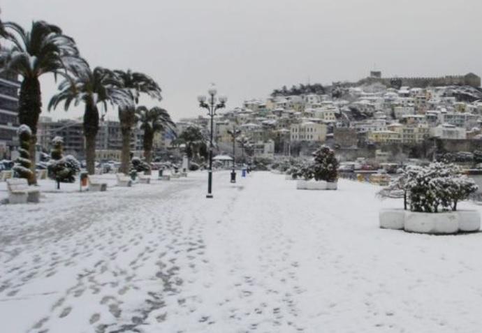 Grecia, PARALIZATĂ de ger şi ninsori abundente! (VIDEO)