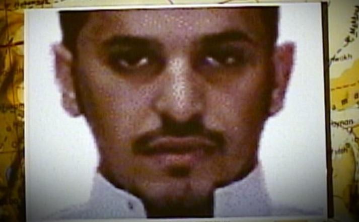 El este CEL MAI PERICULOS om din lume! Geniul criminal care confecţionează bombe pentru Al-Qaida (VIDEO)