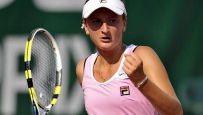 SURPRIZĂ URIAŞĂ la Melbourne! Irina Begu a învins-o pe Kerber, în primul tur la Australian Open