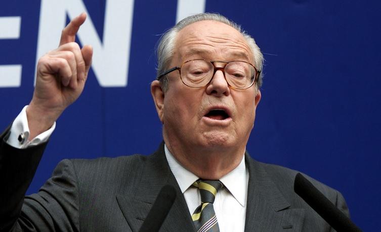 Le Pen: Atacul de la Charlie Hebdo, &quot;orchestrat de agenţi americani şi israelieni&quot;, cu acordul tacit al autorităţilor franceze