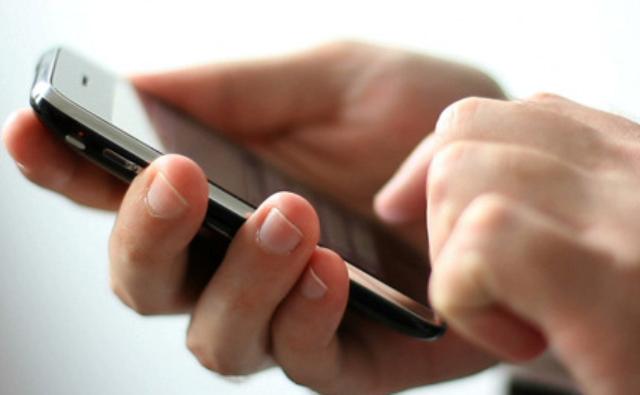 Știați? SMS-urile pot modifica creierul prin frecvenţa de utilizare a smartphone-ului la expedierea de mesaje