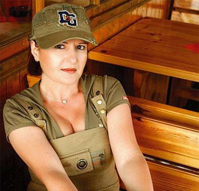 Daniela Zeca Buzura: Titlul unei cărţi despre destinul meu?Probabil..."Soare pe zăpadă"... 18500478