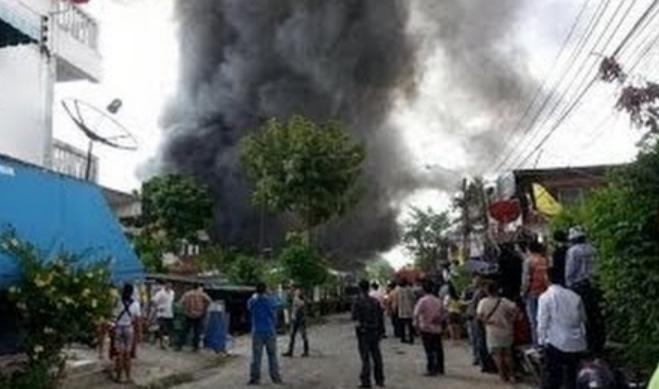EXPLOZII la Bangkok. Două BOMBE au fost detonate într-un mall aglomerat din capitala thailandeză (VIDEO)