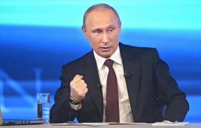 Putin a semnat un decret privind convocarea rezerviştilor! Ucraina nu exclude instaurarea legii marţiale