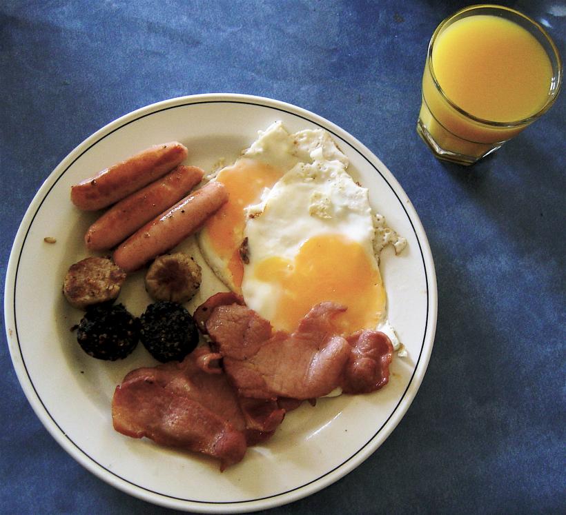 Micul dejun bogat în calorii poate duce la creşterea fertilităţii