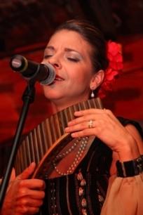 Oana Lianu - “omul orchestră”, “One woman-show”! 18501010