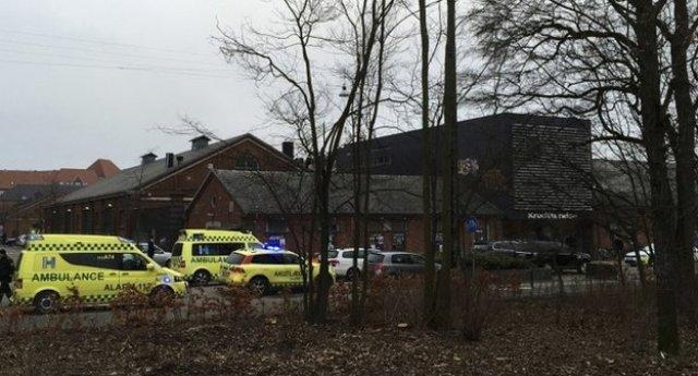 Atac armat asupra unui centru cultural din Copenhaga. &quot;A fost la fel ca la Charlie Hebdo, dar nu au reușit să intre în clădire&quot;