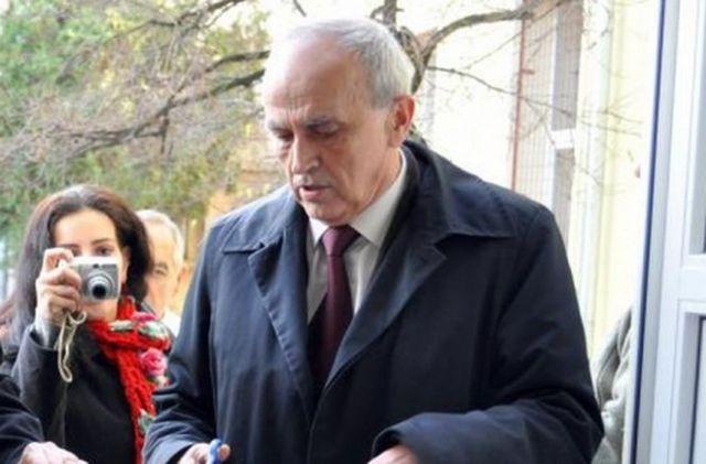 Preşedintele CJ Prahova, Mircea Cosma, şi fiul său, urmăriţi penal şi puşi sub control judiciar