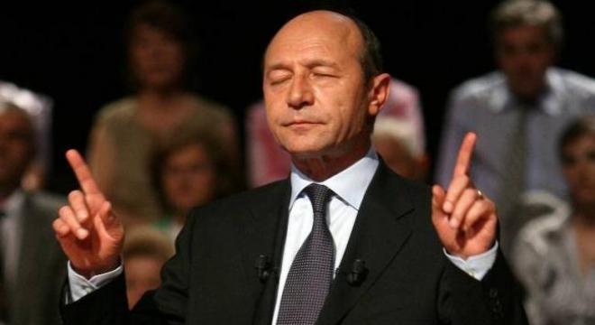 De ce eu?! Ce-a patit Traian Basescu la filmul cu acelasi nume