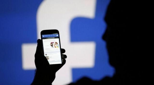 Angajaţii Facebook îţi pot accesa profilul fără parolă