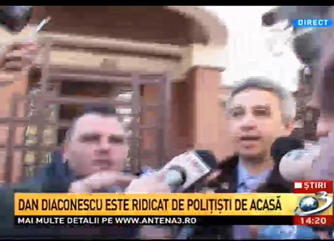 Dan Diaconescu, in momentul in care a fost ridicat de politie: Va las foarte saraci si foarte naivi! (VIDEO)