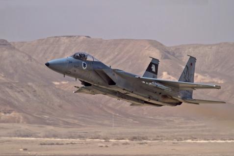 Fantezia desertului sau realitate? Obama ar fi AMENINTAT ca DOBOARA avioanele israeliene daca ATACA Iranul?
