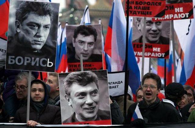 Doi noi suspecţi arestaţi în cadrul anchetei privind asasinarea lui Boris Nemţov