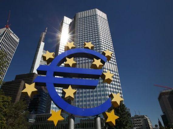 BCE a început programul de 1.100 miliarde de euro. Lunar vor fi injectaţi în economia europeană 60 de miliarde de euro 