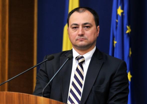 Mirel Palada: Cand ne suparam pe Iliescu, Constantinescu, Basescu, ne suparam pe poporul roman
