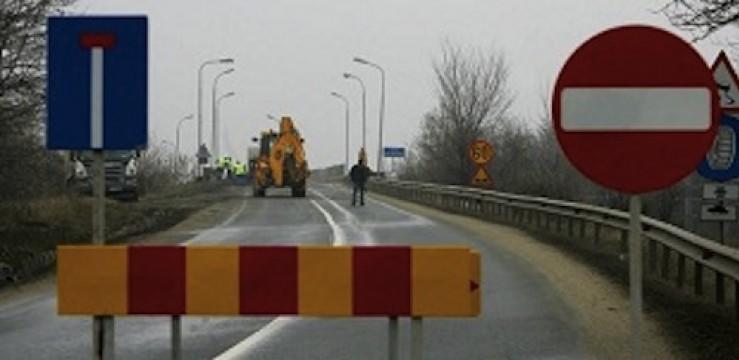 Traficul rutier pe Defileul Jiului, între Petroşani şi Bumbeşti-Jiu, se închide începând cu 15 martie