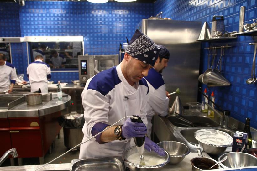 Concurenții “Hell’s Kitchen – Iadul bucătarilor” primesc o probă rece ca gheața la propriu