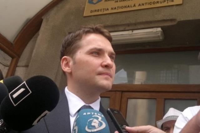 Senatorii jurişti au dat aviz favorabil pentru reţinerea şi arestarea lui Dan Şova
