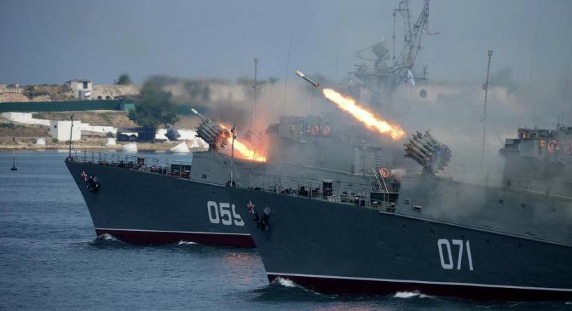 Flota Rusiei caută SUBMARINE INAMICE în Marea Neagră