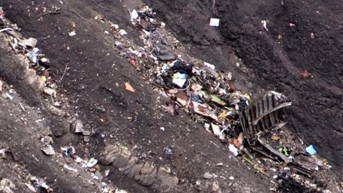 Omul care aduce moartea. Cutia neagră a avionului Germanwings scoate la iveală prăbuşirea intenţionată a aparatului