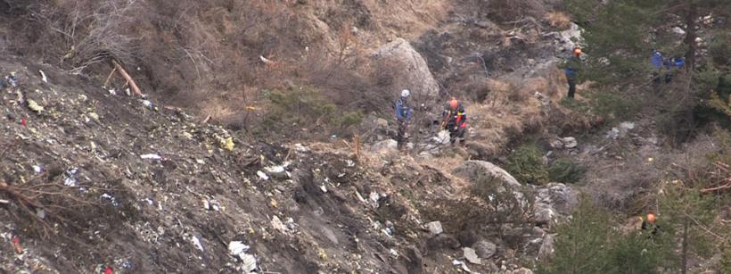 Germanwings. Investigatorii francezi au anunțat că au găsit până în prezent aproape 600 de bucăți de trupuri