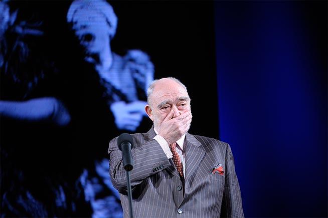 MIRCEA ALBULESCU: Aveți grijă că vă iubesc și vă prețuiesc mai mult decât mă prețuiți Dumneavoastră pe mine! 18503324