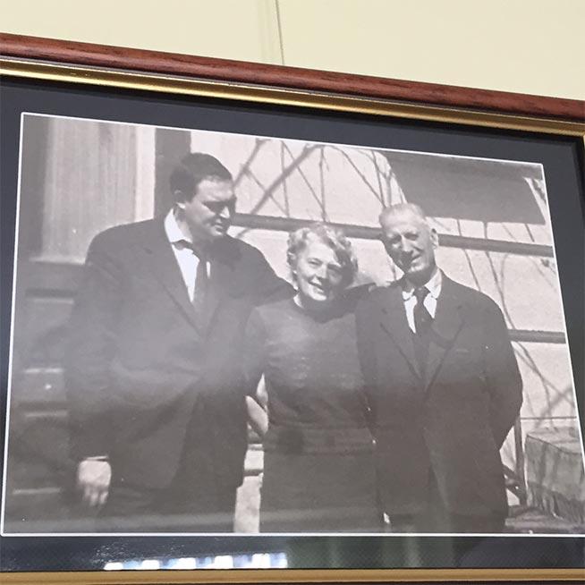 MIRCEA ALBULESCU: Aveți grijă că vă iubesc și vă prețuiesc mai mult decât mă prețuiți Dumneavoastră pe mine! 18503326