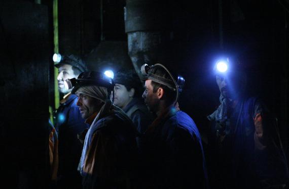 Tensiuni în Valea Jiului. Minerii de la Lonea s-au blocat în subteran 